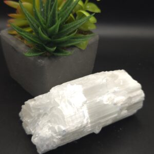 Raw Selenite