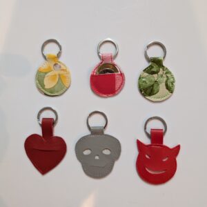 Coin holder keychain