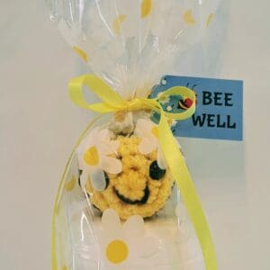 Cream/Bee Gift Bag - Bee Well