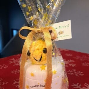 Cream/Bee Gift Bag - Bee Merry