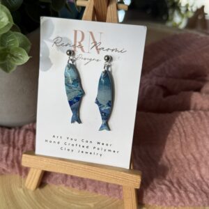 Blue marbled fish dangle